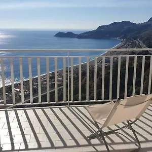 Casa Vacanze Mamma Angela Appartamento Letojanni